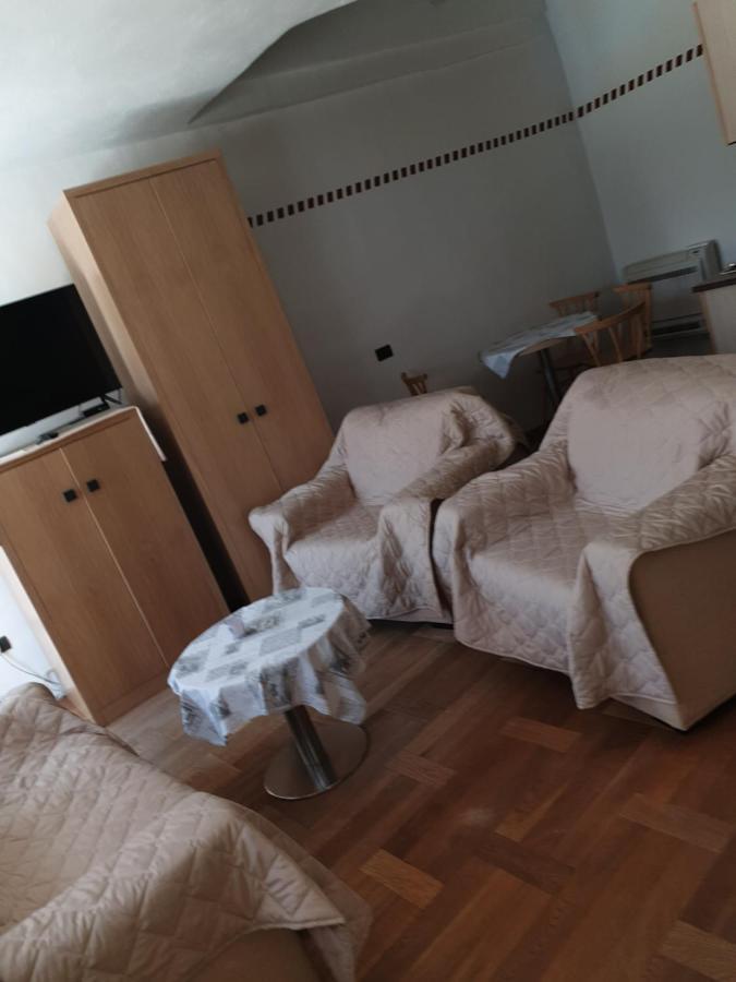 Smartno Apartmaji Sobe Josko Apartment Ngoại thất bức ảnh